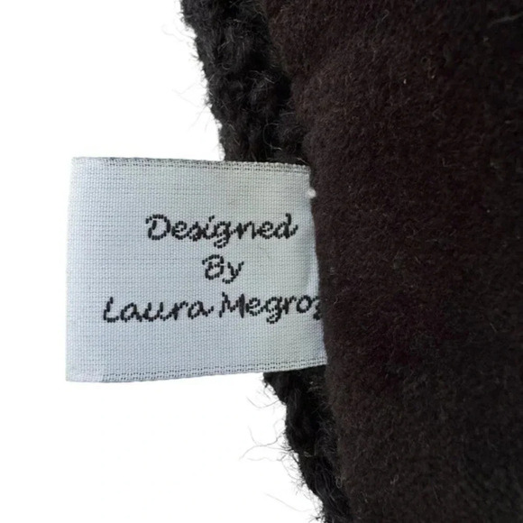 Chandler Four Corners Wool Laura Megroz 2009 Sweet Snowman Pillow 18”x18” Black - Picture 5 of 9